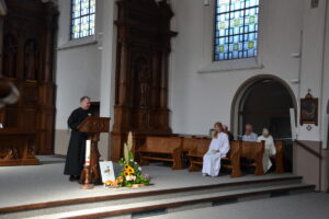 Woord van welkom door de voorzitter tijdens de openingsviering minipelgrimage