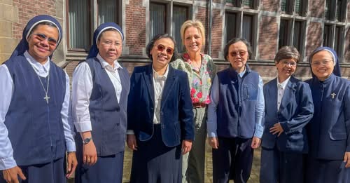 Yvon Jaspers kloostergasten zusters onder de bogen Maastricht