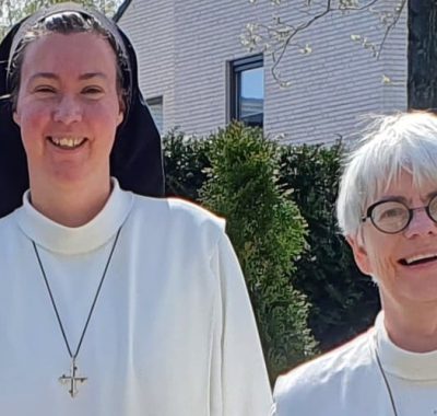 Twee eeuwige professies bij de dominicanessen van de H. Familie