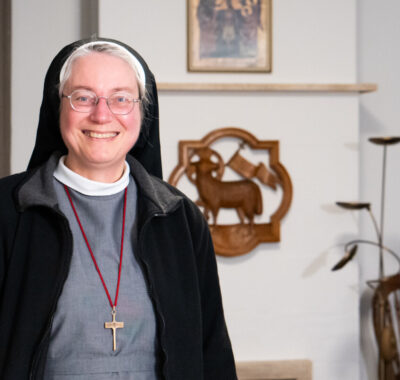 Podcast met zuster Madeleine Bouman over Hoor je Mij?